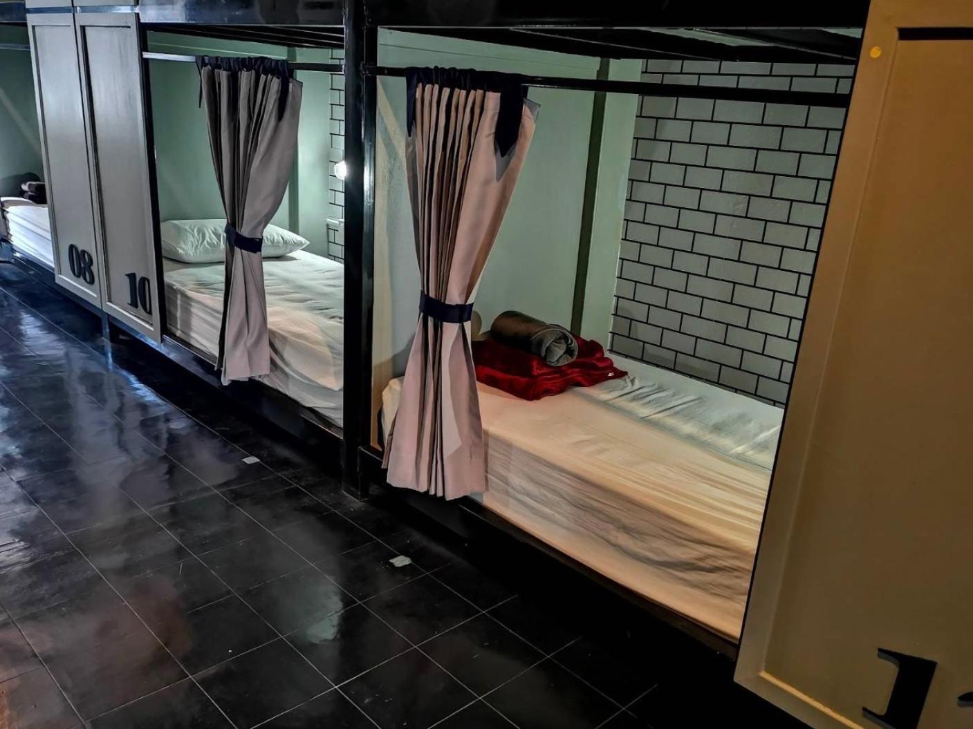 Newnormal Hotel 치앙마이 객실 사진