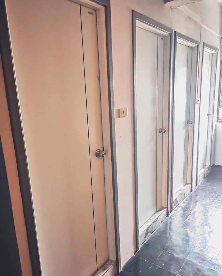 Newnormal Hotel 치앙마이 외부 사진